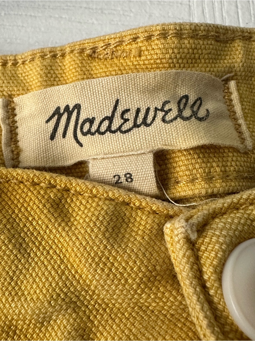 Madewell Women’s wide-Leg Jeans in Bright Yellow - Picture 3 of 3